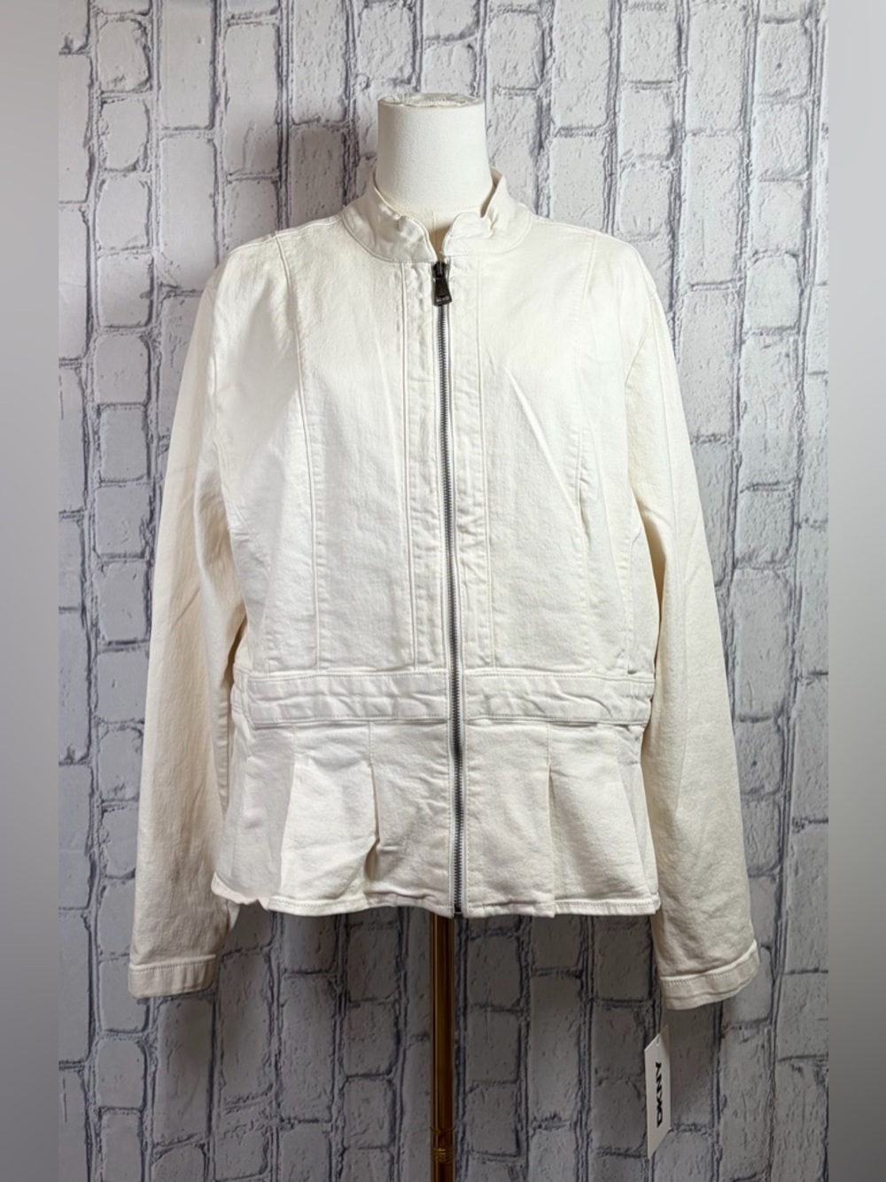 DKNY Size :XL Women Cream Zip-Front Jean Jacket